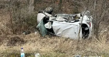 На Полтавщине легковушка вылетела в кювет в результате ДТП: пострадала женщина