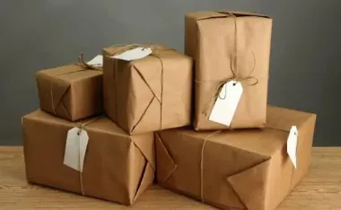 Посилки з-за кордону: коли українцям доведеться платити податок