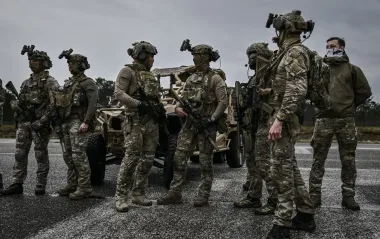 У Франції відкрили вогонь по дронах над базою атомних підводних човнів, - ЗМІ