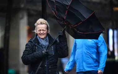 Без осадков, но ветрено: синоптик рассказала, какой будет погода на выходных