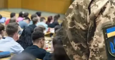 50 тисяч студентів старше 25 років було відраховано з університетів та коледжів за результатами перевірок