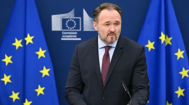 Єврокомісар запевнив, що в ЄС не повернуться до енергоносіїв з РФ навіть після завершення війни