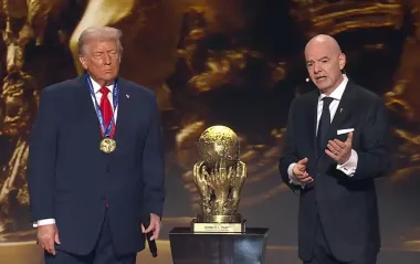 Трамп получил первую в истории "Премию мира" от ФИФА: "Мир стал безопаснее"