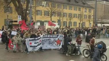 Восстание школьников: немецкие ученики вместо уроков бастуют по всей стране