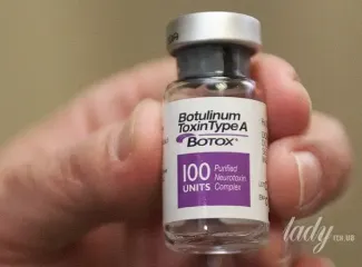 Як працює ботокс: лікарка ввела препарат у половину обличчя чоловіка та показала різницю — відео