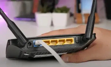 Неправильно настроили Wi-Fi: куда должны быть повернутые антенны роутера