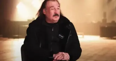 "Йому ногу ампутували": блогер розповів про критичний стан співака Степана Гіги