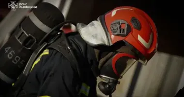 Во Львове произошел пожар в девятиэтажке: огнеборцы спасли 12 жителей