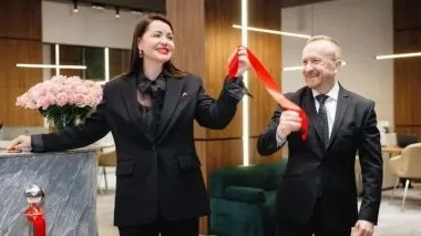 Oschadbank opens first business hub in Kyiv