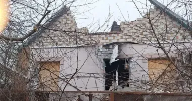 Враг нанес удар по райцентру и громадам Никопольщины: пострадали 67-летний мужчина и 61-летняя женщина