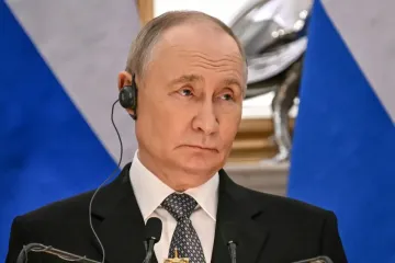 UK is under attack from Putin’s cyber army, warns Yvette Cooper