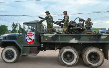 ВМС Таїланду почали операцію з витіснення солдатів Камбоджі в провінції Трат