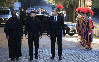 Зеленський зустрівся з Папою Римським Левом XIV