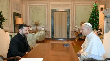 Zelenskyy discusses war, POWs and abducted Ukrainian children with Pope Leo XIV