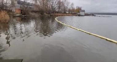 В Южный Буг попал мазут: правоохранители провели обыски на Ладыжинской ТЭС