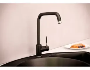 Як видалити вапняний наліт з чорного крану: прості способи, які не зашкодять покриттю та повернуть красу