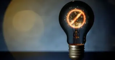 Як вимикатимуть світло в Україні 10 грудня