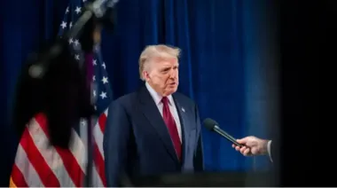 Trump seeks Ukraine-Russia peace deal "by Christmas", FT says