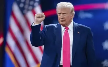 Trump pressures Ukraine into accepting peace deal, claiming it will lose - Wall Street Journal