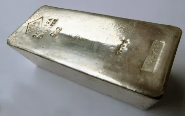 Ціна срібла оновила історичний максимум: скільки коштує