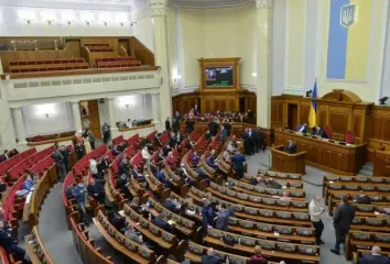 Кондратюк, Найда и Шкурат цепляются за власть и ищут новых покровителей