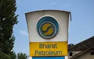 Большинство крупных НПЗ Индии начали скупать нефть - СМИ