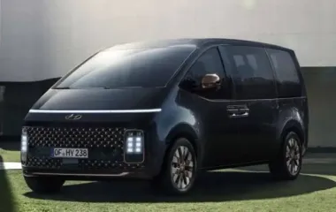 Благоустрій Сокирян за 2,67 млн ​​грн: комунальне підприємство купило за бюджетні гроші елітний мінівен