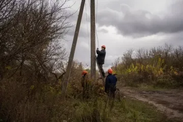 Россияне попали по энергообъекту в Одесской области: без света 90 тысяч абонентов
