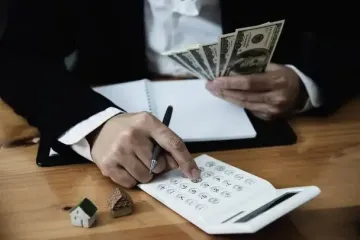 Топ-11 недоречних звичок, через які навіть найзаможніші люди мають дешевий вигляд