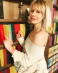 44-річна зірка "Коли ми вдома" вперше стала мамою і показала крихітну донечку