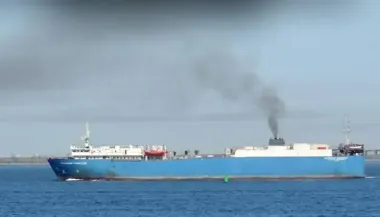 SSR and rebels hit two Russian ships at once