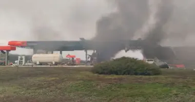 Удар россиян по АЗС в Харьковской области: в полиции показали последствия