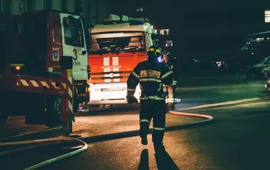 Один из крупнейших НПЗ и склад боеприпасов. ВСУ ударили по стратегическим объектам РФ