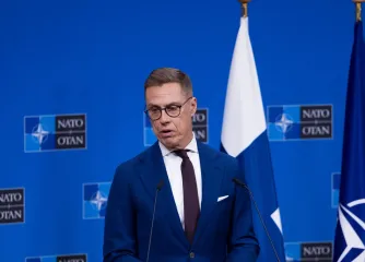 Президент Фінляндії екстрено змінив свої плани "через критичну ситуацію в Україні"