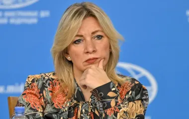 Бойкот россиян раздражает Кремль: Захарова призывает Еврокомиссию "покинуть планету"