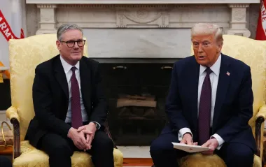 Стармер готовит смену посла в США на фоне обострения отношений с Трампом, - The Guardian