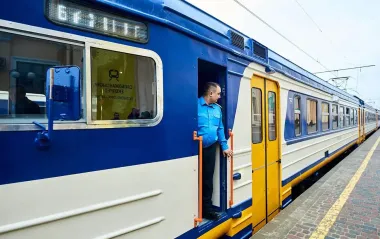 Не встигли на поїзд? Провідник УЗ розповів, коли машиніст затримає відправлення