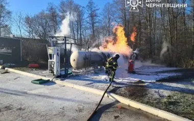 Day in Chernihiv region: 59 shellings and 92 explosions, woman and child injured. PHOTOS