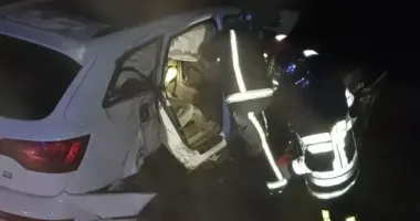 На Буковине в результате ночной аварии погиб молодой парень, еще трое человек травмированы