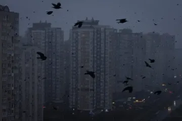 Чому графіки відключень світла можуть змінюватися кілька разів на день: пояснення експерта