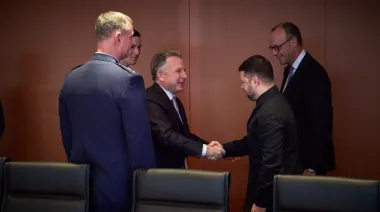 Zelenskyy begins talks with US negotiators and Merz in Berlin – photos