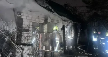 У Києві внаслідок пожежі у приватному будинку загинули дві людини
