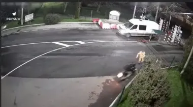 Мотоцикліст намагався прорватися через кордон - що відомо