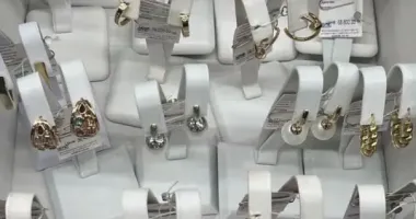 На Одещині викрили схему продажу підроблених прикрас під виглядом відомих брендів