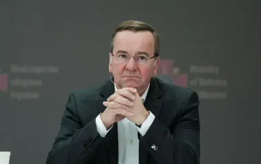 Німеччина вагається щодо відправки військових в Україну: Пісторіус назвав умови