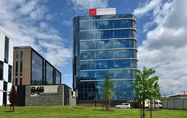 Агентство Fitch может снизить рейтинг Euroclear из-за замороженных активов РФ