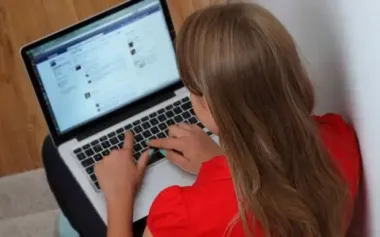 Соцмережі можуть посилювати неуважність у підлітків: вчені забили на сполох