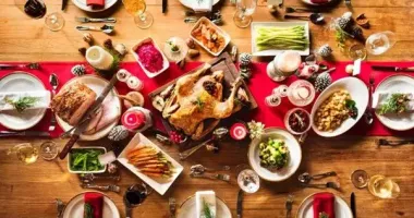 Скільки їжі готувати на новорічний стіл для чотирьох людей