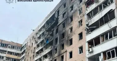 Росіяни атакують КАБами Запоріжжя: є влучання у багатоповерхівку