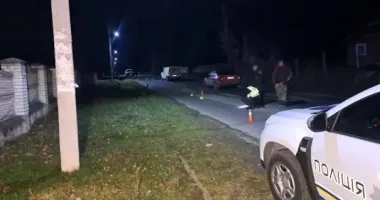 На Прикарпатье водитель устроил "гони" и сбил человека до смерти